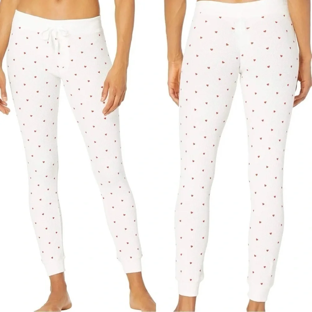 NWT PLUSH Revolve Thermal Heart Pajama + Scrunchie Set Sz XS - Picture 3 of 9